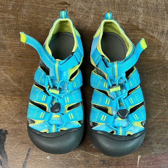 Keen Shoes Keen Blue And Green Waterproof Hiking Sandals 4 Poshmark